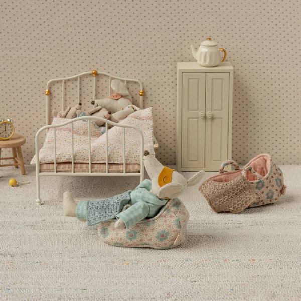 Maileg Babylift, Baby Mus - Rosa