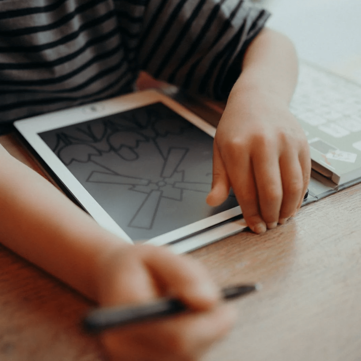Kidydraw mini skitsebog med LCD skærm, rejse